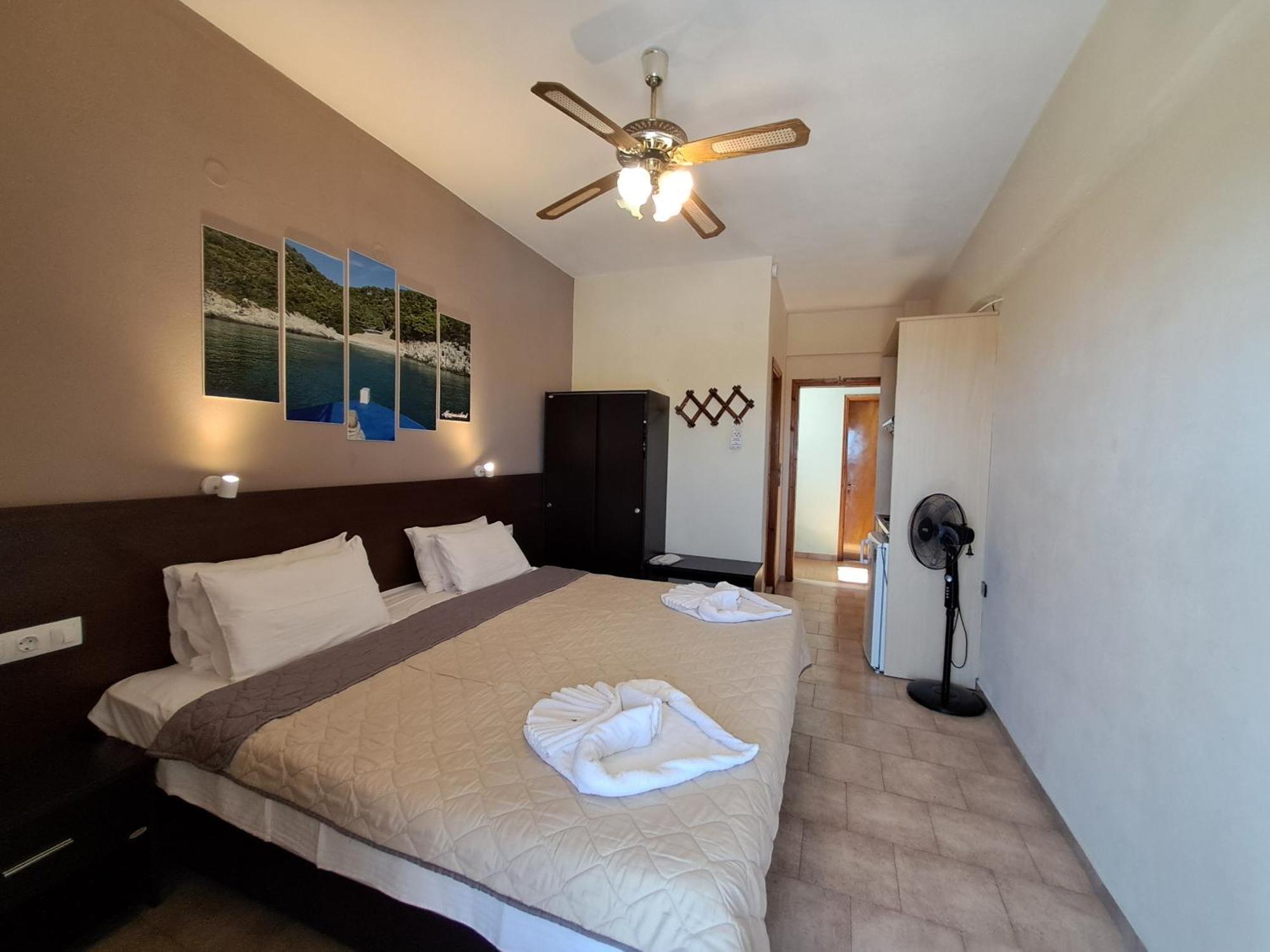 Gorgona Hotel Patitírion Zewnętrze zdjęcie